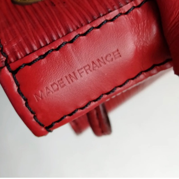 LOUIS VUITTON Epi Noe - Picture 7 of 9